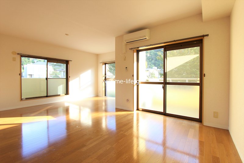 居室・リビング　リビング18帖