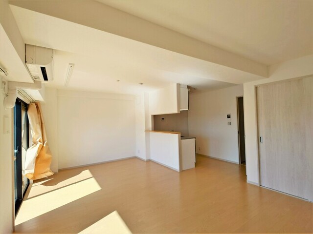 居室・リビング　ＬＤＫ１８．５帖