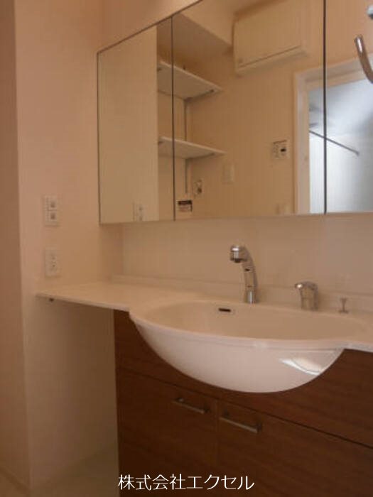 洗面設備　同等タイプのイメージ画像です。