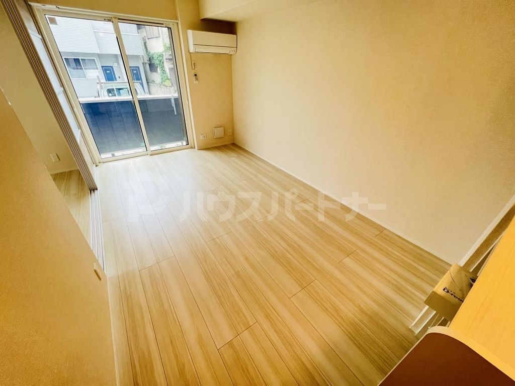 居室・リビング　同社施工同型タイプの参考写真