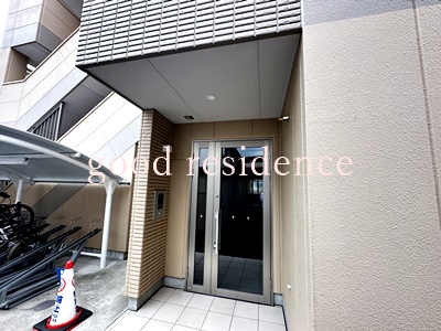 エントランス　【オートロック+ディンプルキーで安心の防犯設備！！】お問い合