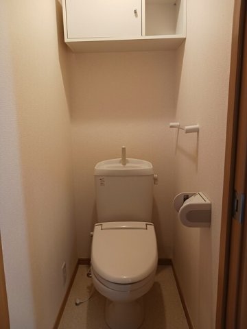 トイレ　トイレもきれいです