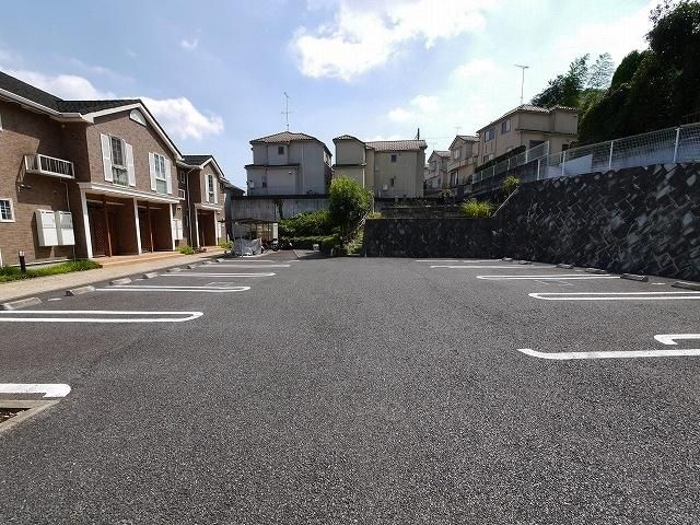 駐車場　★お部屋探しは株式会社タウンハウジング東京まで★