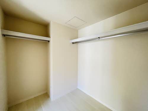 収納　ウォークインクローゼット