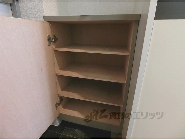 収納　下駄箱