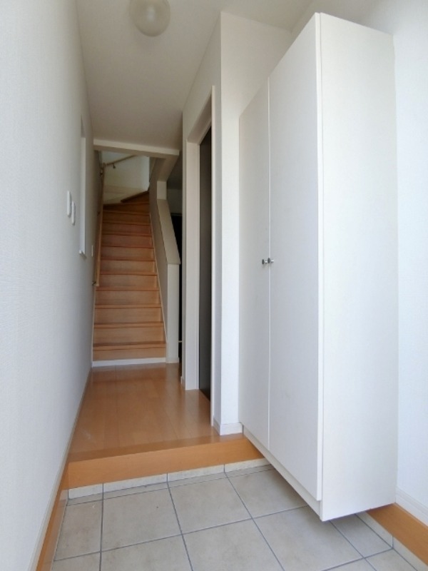 玄関　図面と現状に相違がある場合には現状を優先