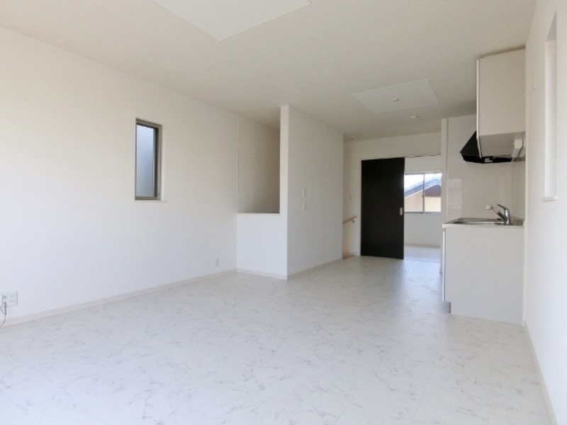 居室・リビング　図面と現状に相違がある場合には現状を優先