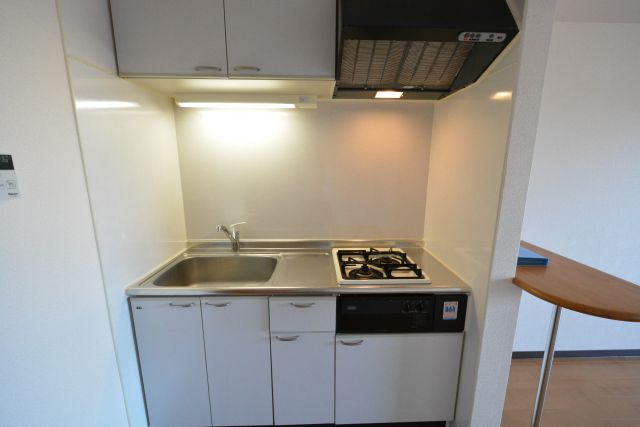 キッチン　ガスコンロ付きのシステムキッチン♪