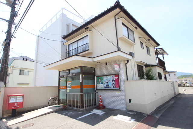 郵便局　広島川内簡易郵便局（郵便局）まで596m