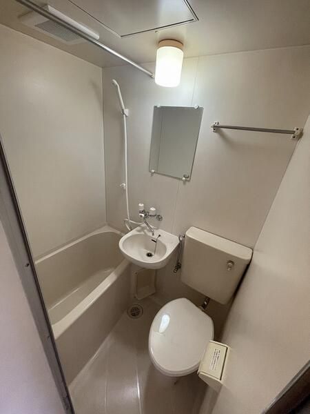 バス・シャワールーム　同一仕様