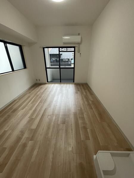 居室・リビング　同一仕様