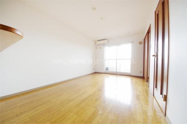 居室・リビング　ＬＤＫ１３帖