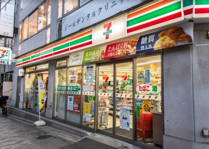 コンビニ　セブン－イレブン南品川３丁目店（コンビニ）まで108m
