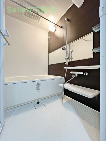 バス・シャワールーム