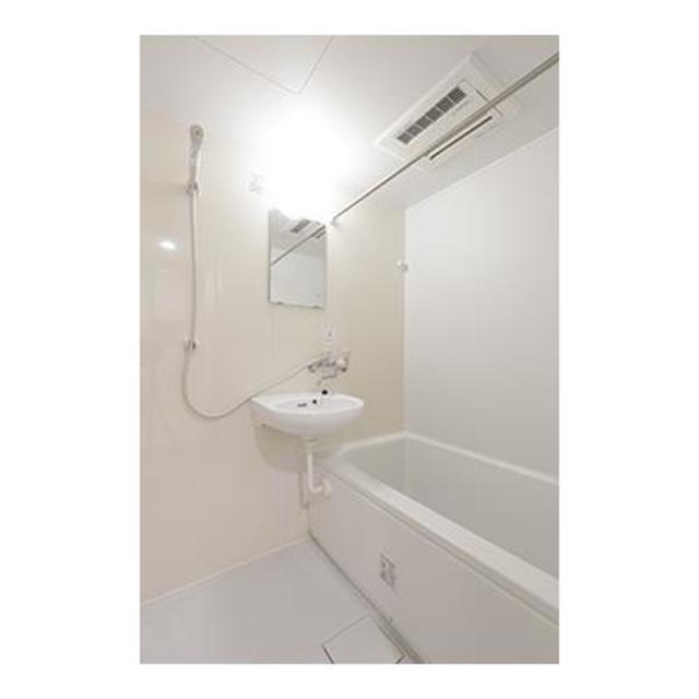 バス・シャワールーム　※写真は同タイプ住戸です。