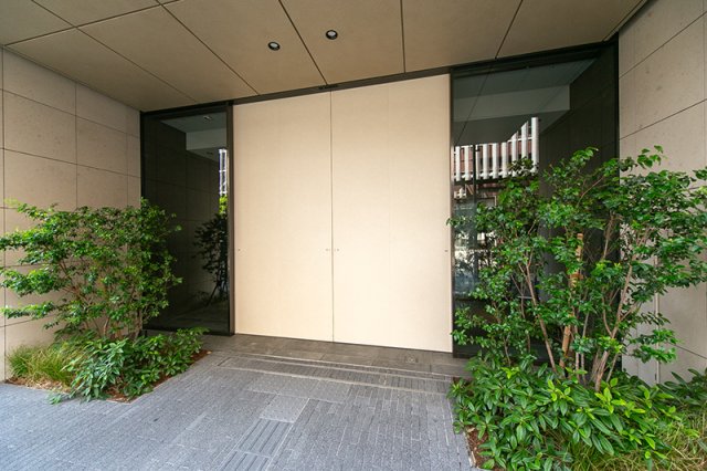 エントランス　エントランス