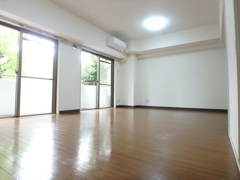 居室・リビング　リビング