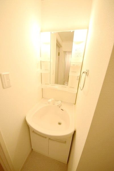 洗面設備　★忙しい朝に嬉しいシャンプードレッサー★