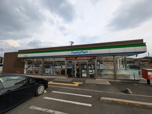 コンビニ　ファミリーマート 狭山広瀬店（コンビニ）まで115m