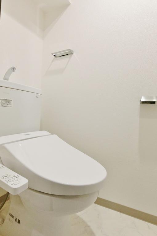 トイレ　★シャワー　※別号室イメージ写真