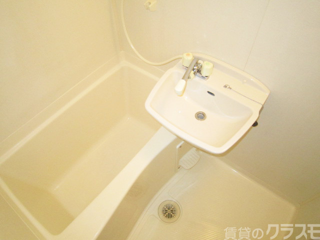 バス・シャワールーム　お風呂はキレイにお使い頂けます☆寛いで下さい♪