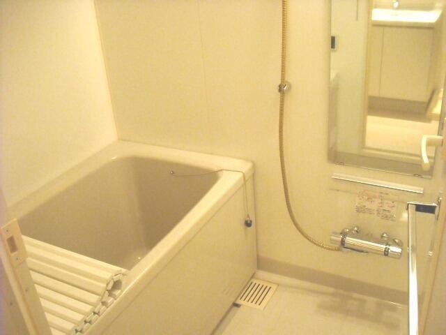 バス・シャワールーム　?