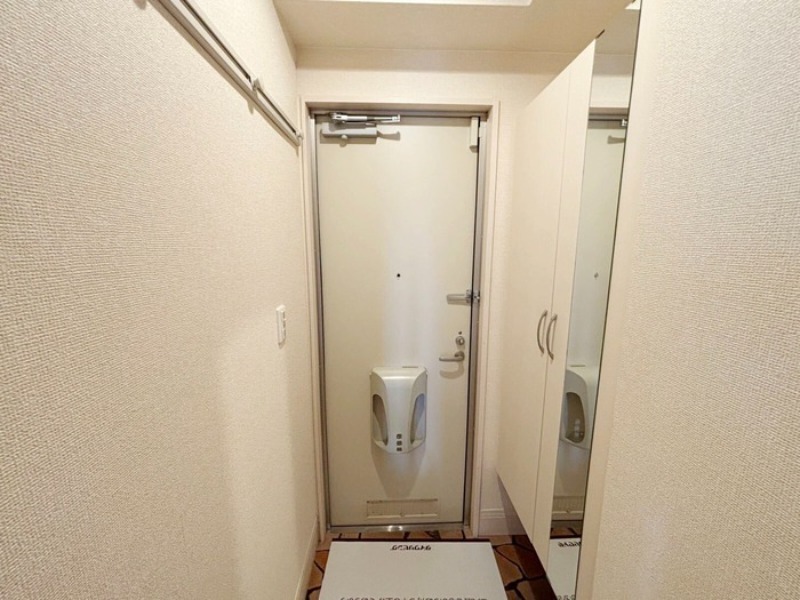 玄関　図面と現状に相違がある場合には現状を優先