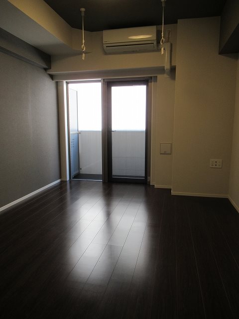 玄関　※参考写真