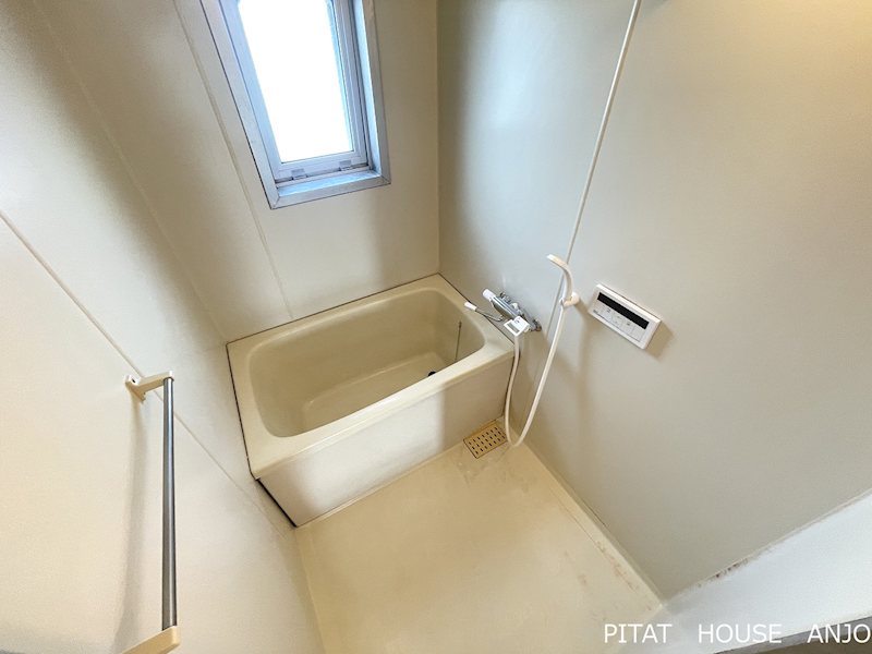 バス・シャワールーム　参考写真３０３