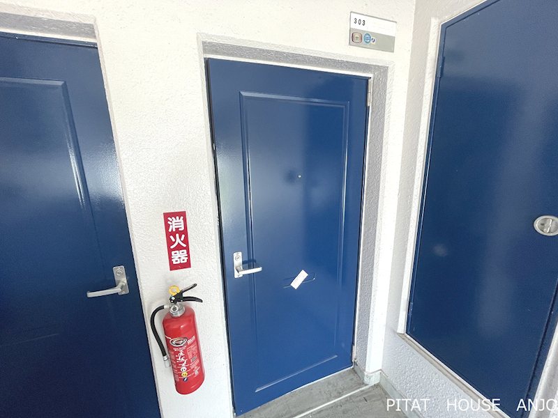 玄関　参考写真３０３