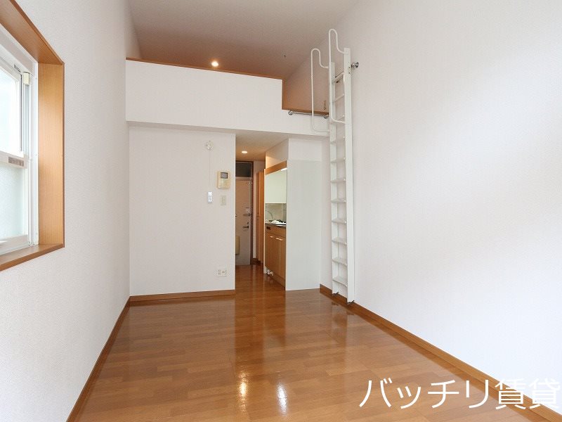 居室・リビング　※同型タイプの為、現状を優先いたします