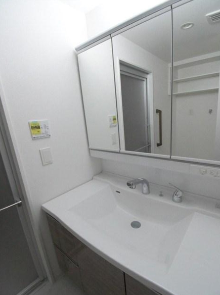 洗面設備　☆嬉しい独立洗面台☆