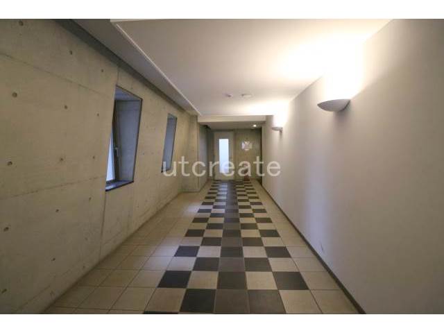 ロビー　お洒落なデザインの共有部でございます。