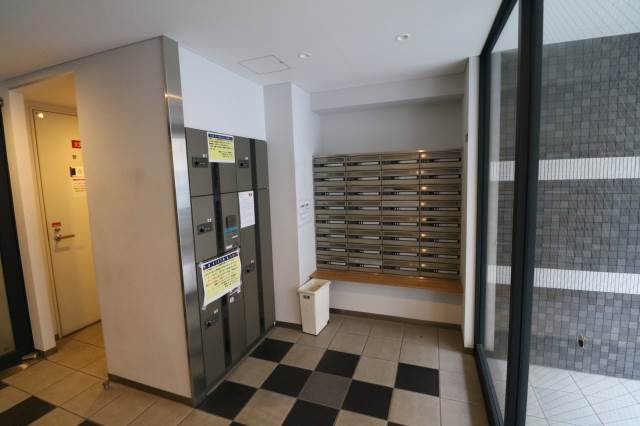 その他共有部分　便利な宅配ボックスも完備しております。