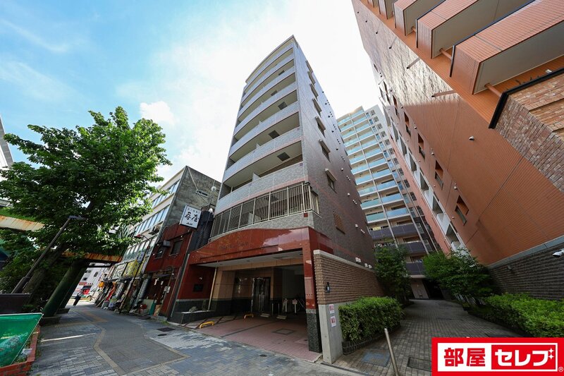 建物外観　中心部に通いやすいお部屋です