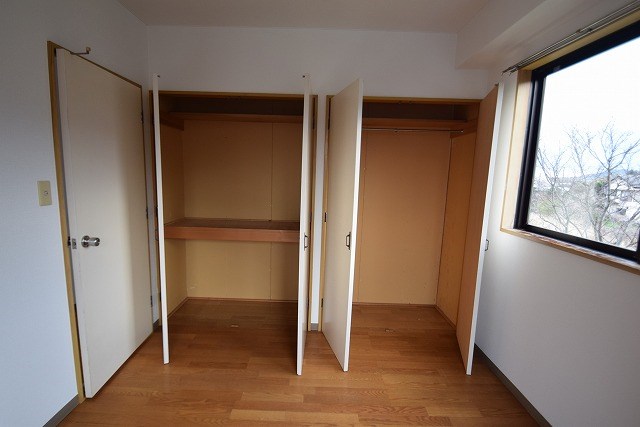 収納　反転タイプ