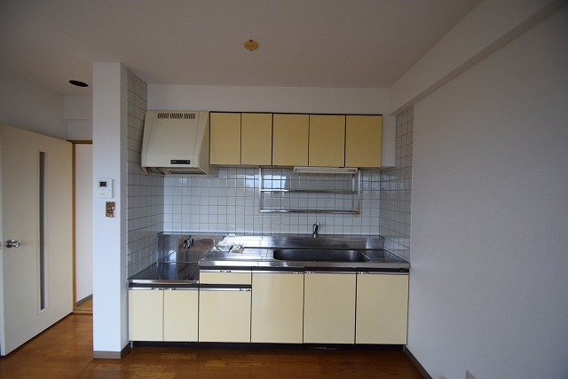 キッチン　反転タイプ