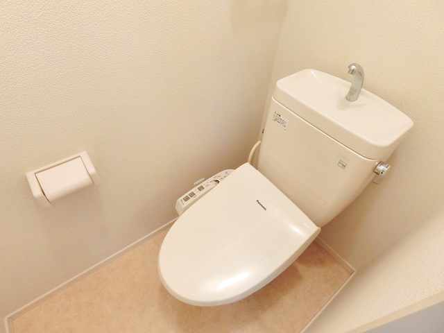 トイレ　★温水洗浄便座★