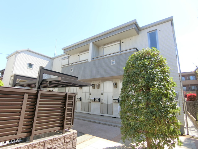 建物外観　★通りより１本入った静かな環境★