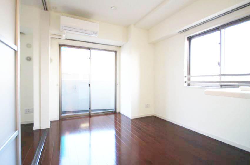 居室・リビング　★角部屋、二面採光、風通しも良好★