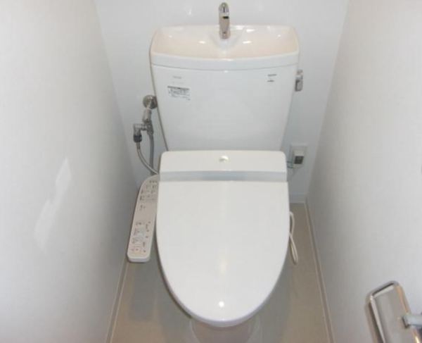 トイレ　※別部屋参考写真