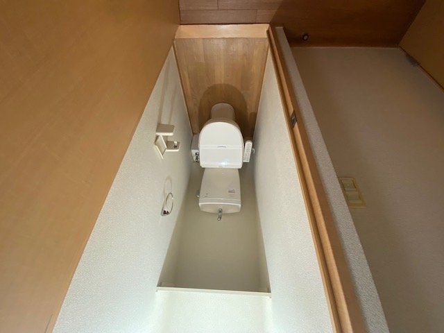 その他　温水便座付き