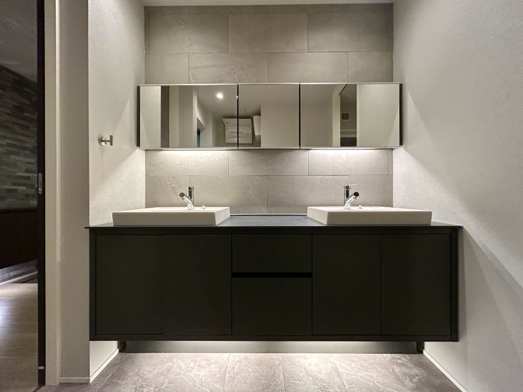 洗面設備　洗面化粧台