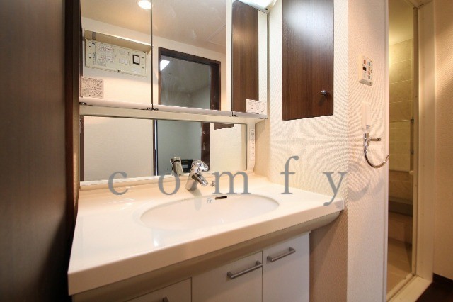 洗面設備　独立洗面台