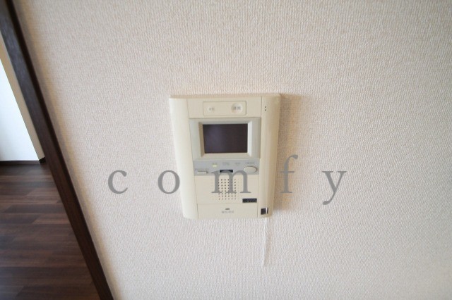 セキュリティ　モニター付きインターホン