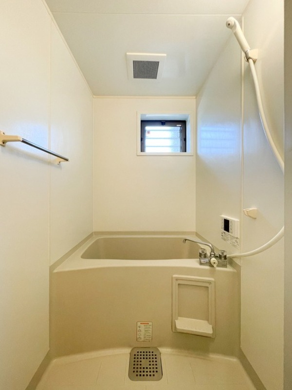 バス・シャワールーム　図面と現状に相違がある場合には現状を優先