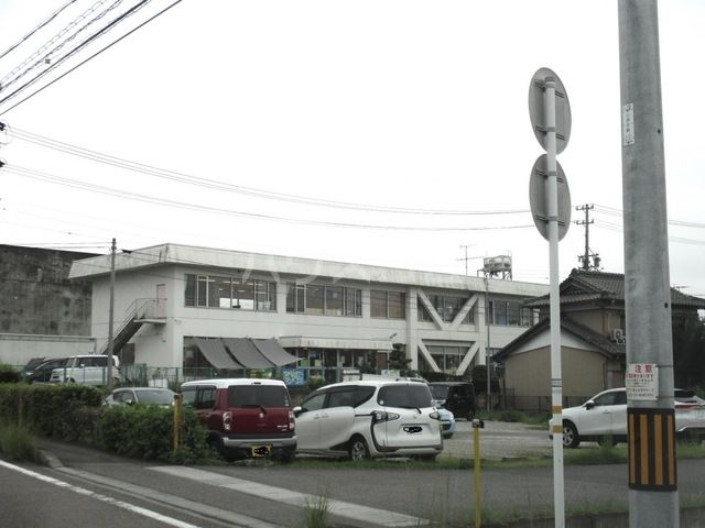 幼稚園・保育園　鵜沼中保育所（幼稚園・保育園）まで1355m