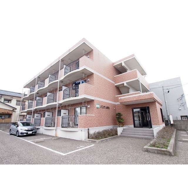 駐車場　敷地内駐車場