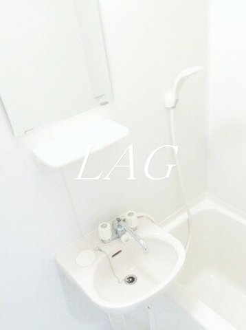 洗面設備　洗面台です。