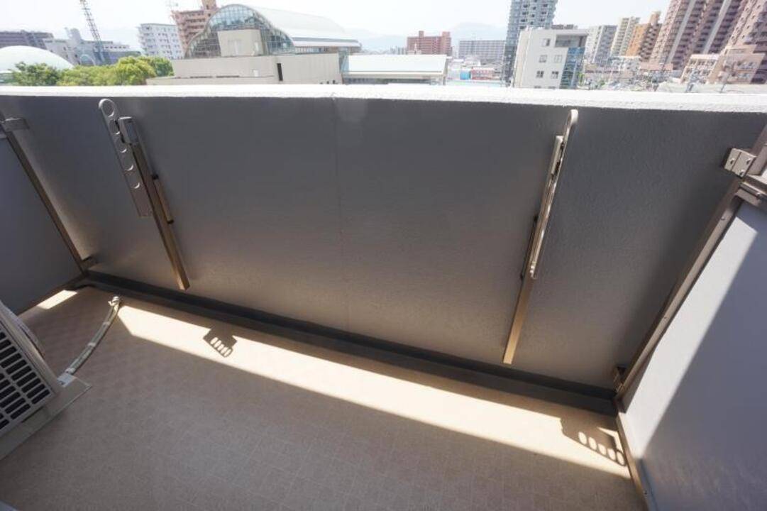 バルコニー　バルコニー